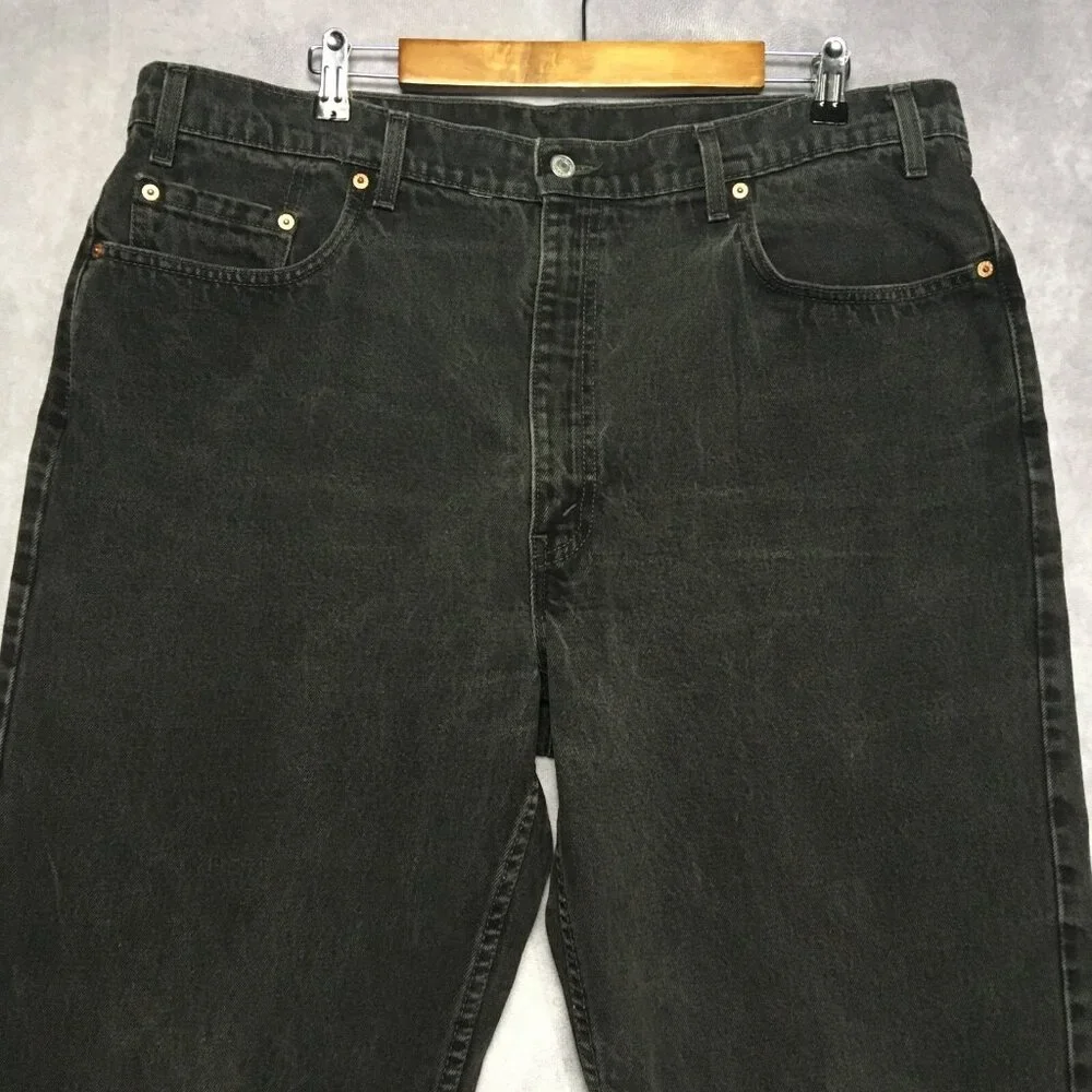 VTG Levis Mens 550 Relaxed Fit Black Jeans size 40x30 Cotton Denim Pants Zip Fly
